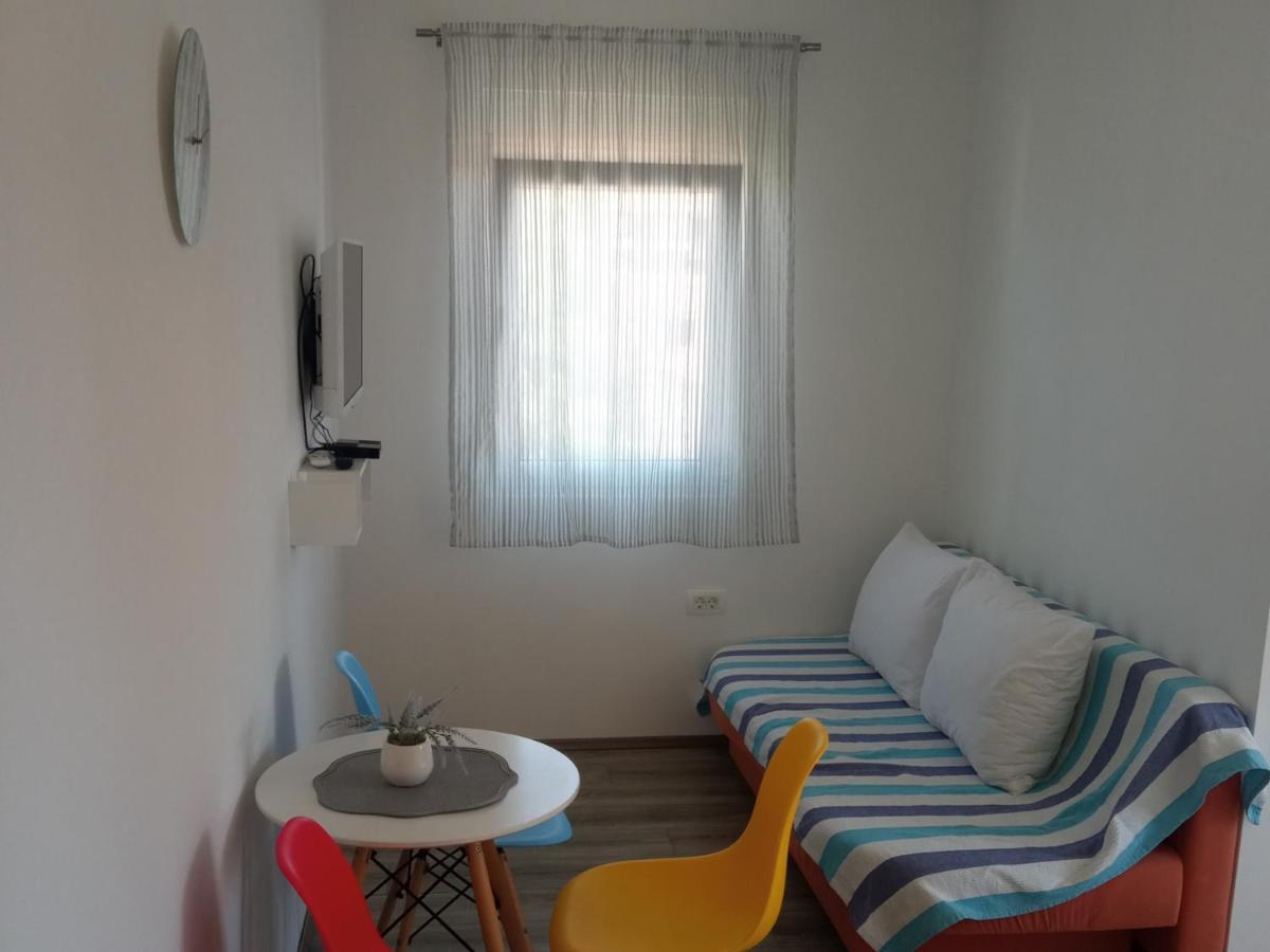 Frka Petesic Apartman Sali  Kültér fotó